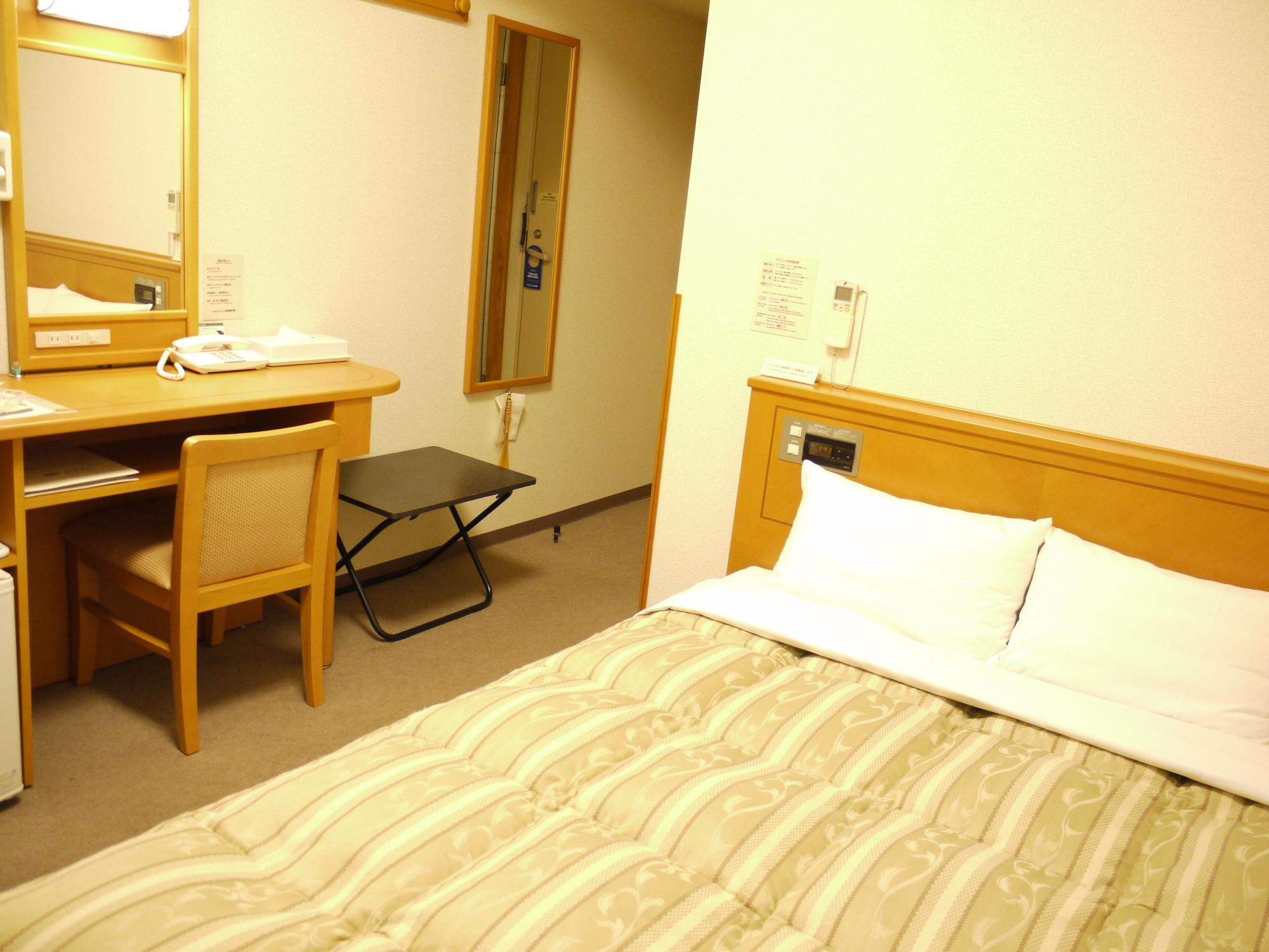 Hotel Route-Inn Niigata Kencho-Minami Exterior photo